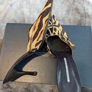 Donald Pliner Animal Print Heels W8.5